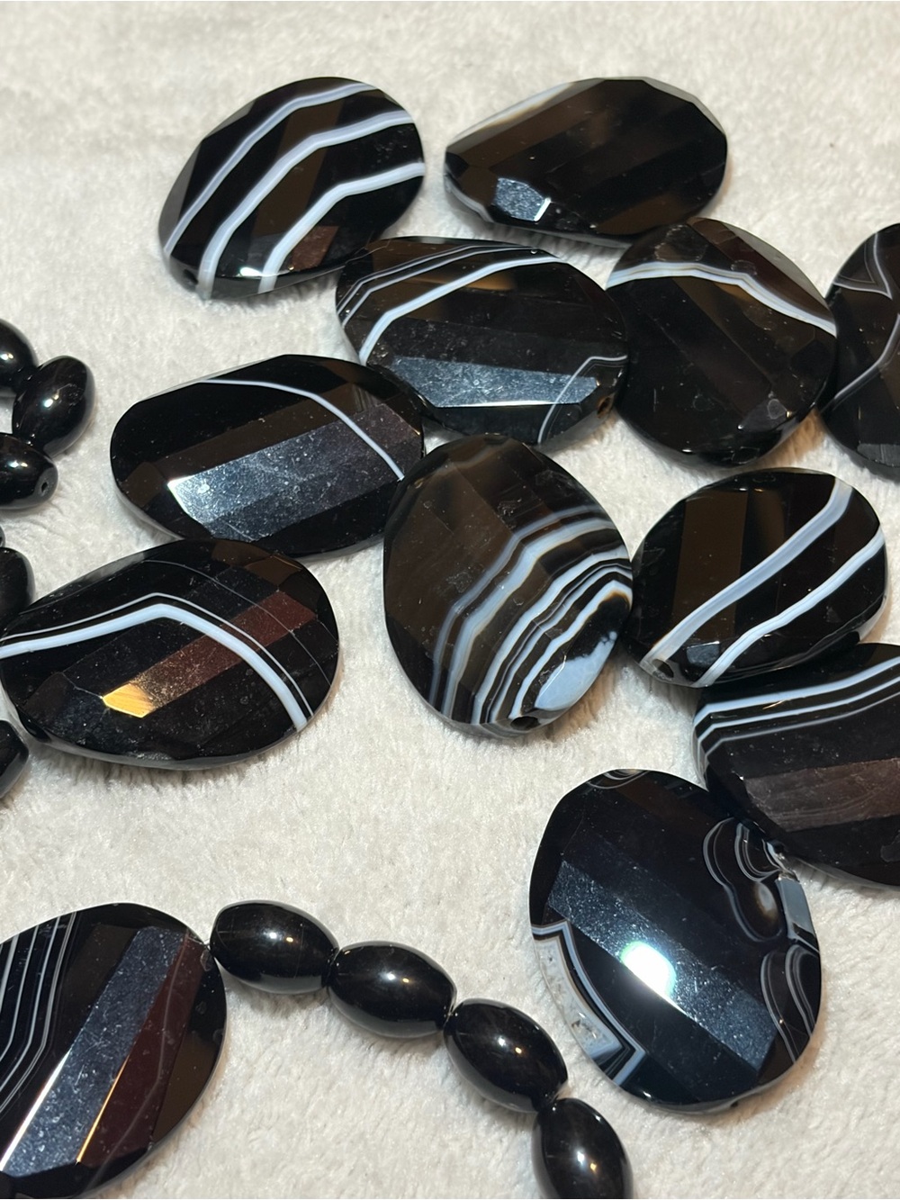 Black Banded Agate drilled Bead Lot 30 Loose Stones + Matching Bracelet Faceted